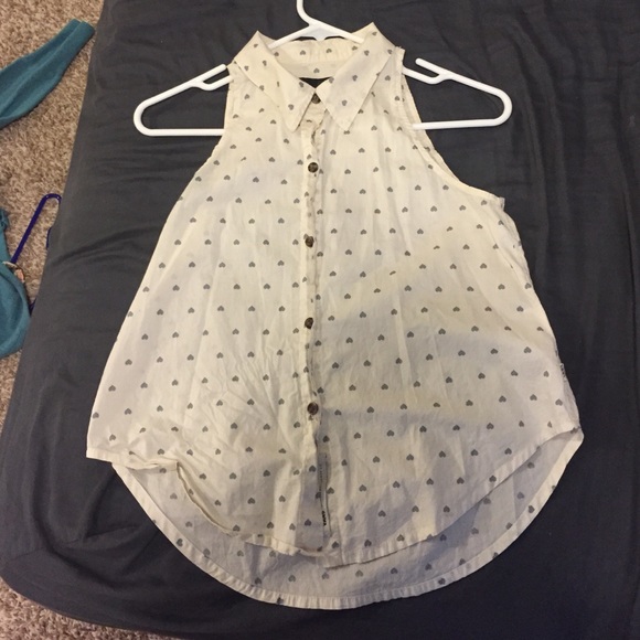 White collar button up with grey hearts