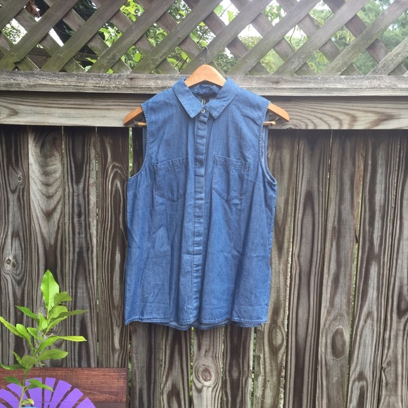 Chambray button up tank - Picture 1 of 4