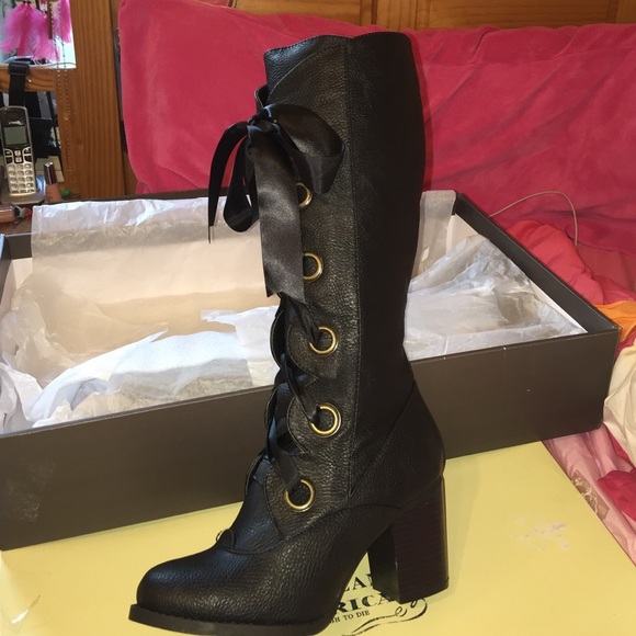 Leila Stone Knee High lace up Chunky Heel Boots