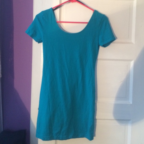 blue dress - Picture 1 of 4