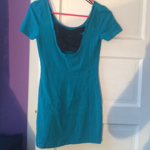 blue dress - Picture 2 of 4