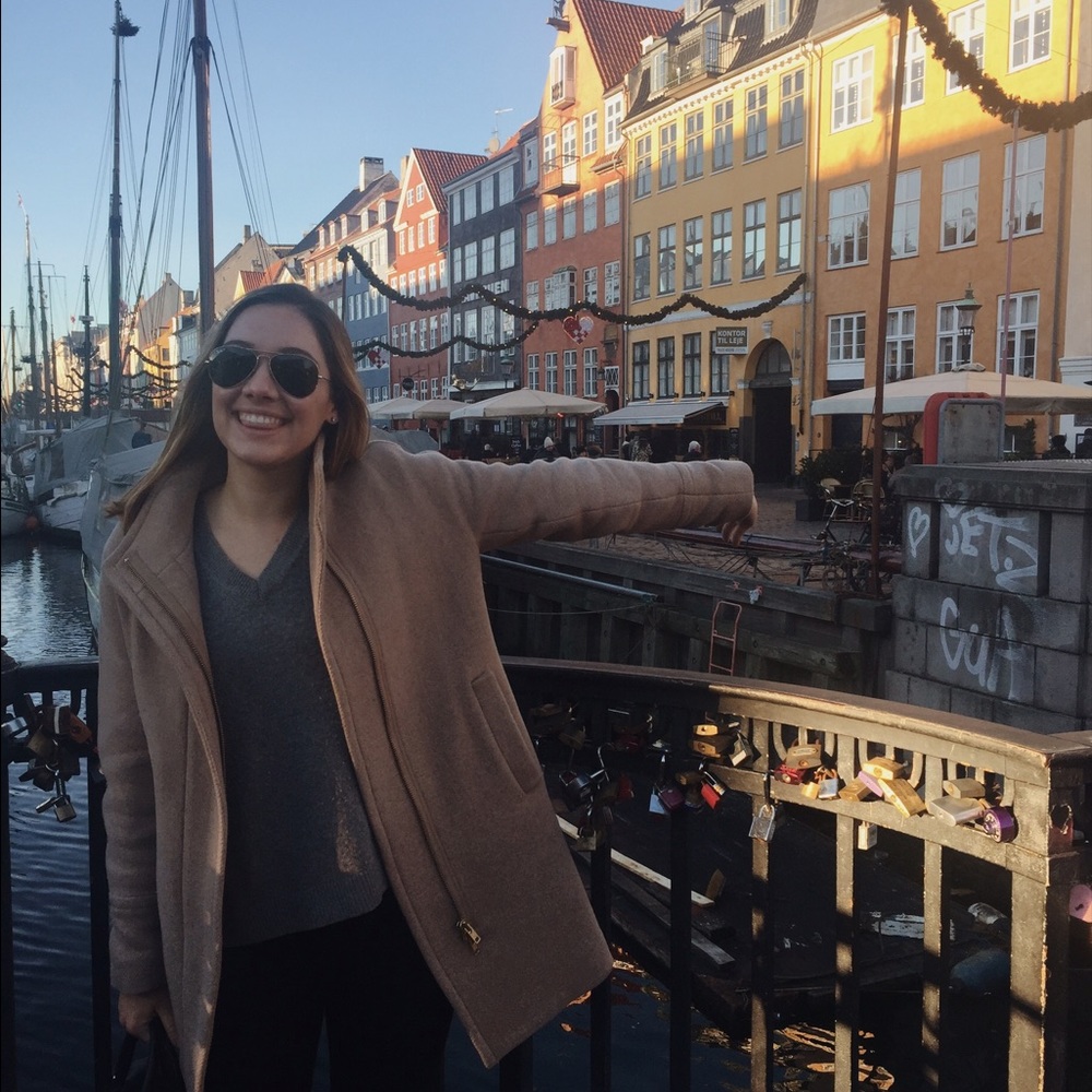 Meet your Posher, Chesa