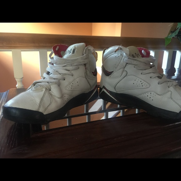 2005 air jordan Cardinal 7s - Picture 2 of 4