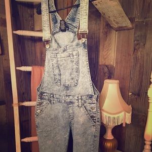 Acid washed overalls