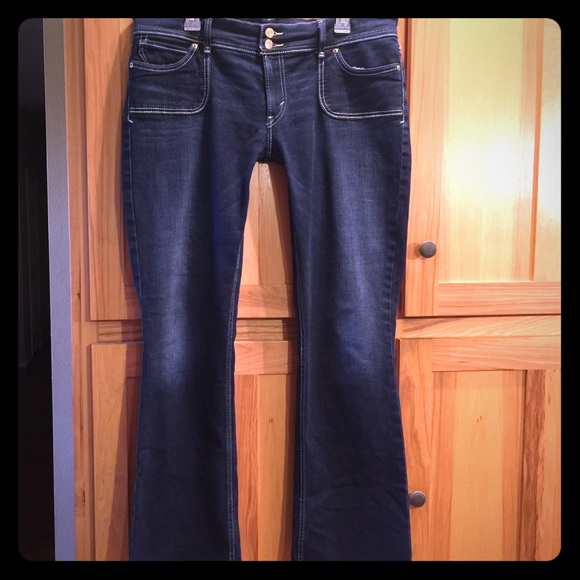Levi jeans