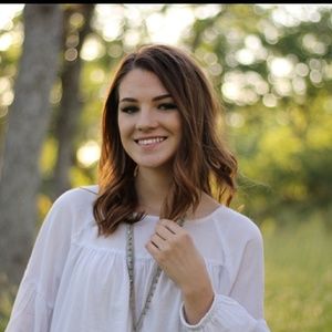 Meet your Posher, Brittnie