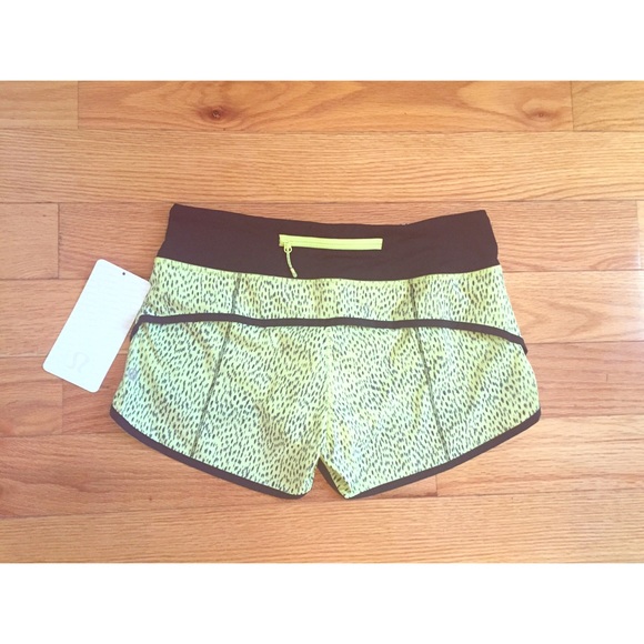 lululemon athletica Pants - 🚫SOLD🚫Lululemon Speed Shorts!