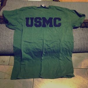 Green USMC tee