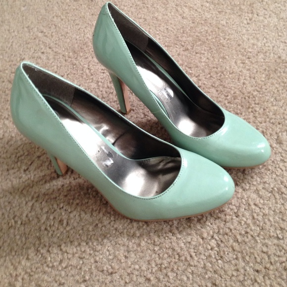 Jessica Simpson Mint pumps