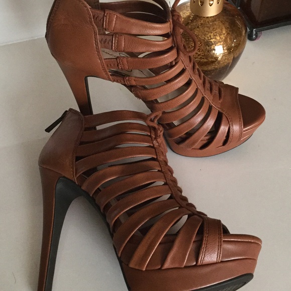 Jessica Simpson Shoes - JESSICA SIMPSON CARMEL COLOR HEELS!
