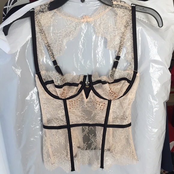 Very Sexy Cutout Lace Corset