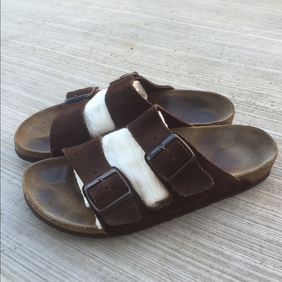 Birkenstocks in "Mocha"