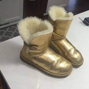 gold uggs