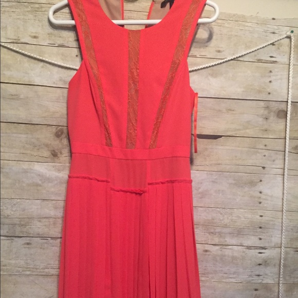 Bcbg dress size 2 - Picture 2 of 3