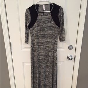 Xhilaration Long Sleeve Maxi Dress