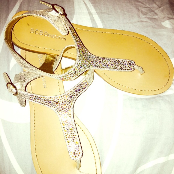 BCBG lightly worn bling flats