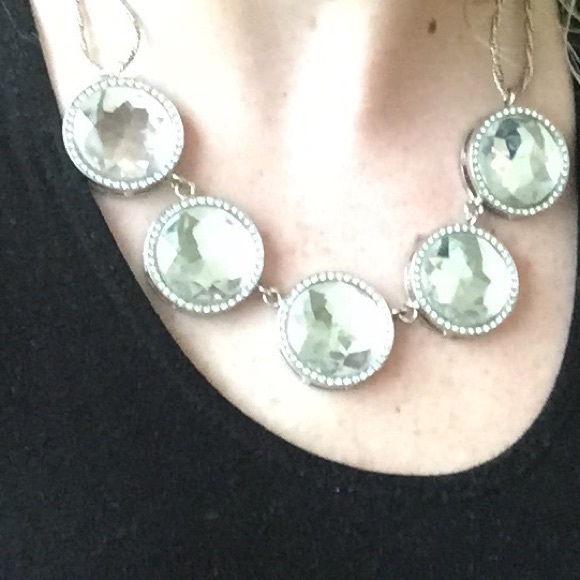 SILVER JEWEL STATEMENT NECKLACE