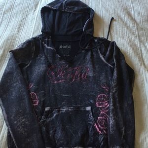 Sinful sweatshirt 🌸🌸🌷🌷☀️☀️