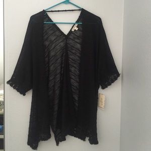 NWT Black Kimono