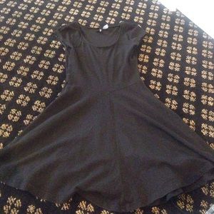 short sleeved black dress