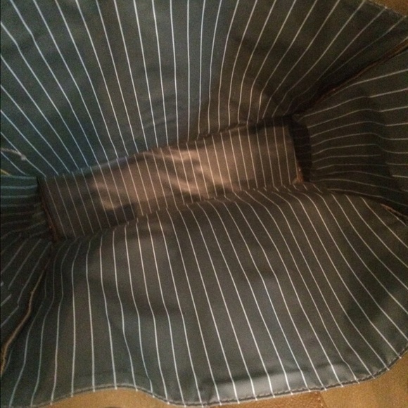 Tan Tote - Picture 2 of 4