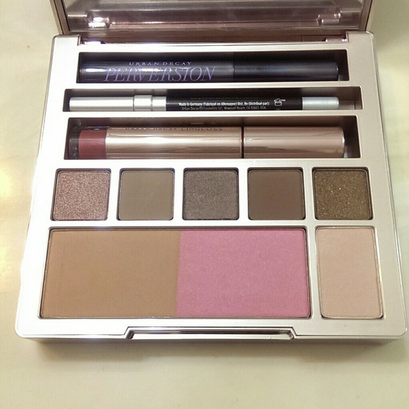 Urban decay Naked on the run