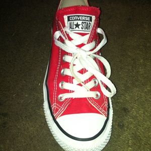 red converse. size 5 mens 7 womens