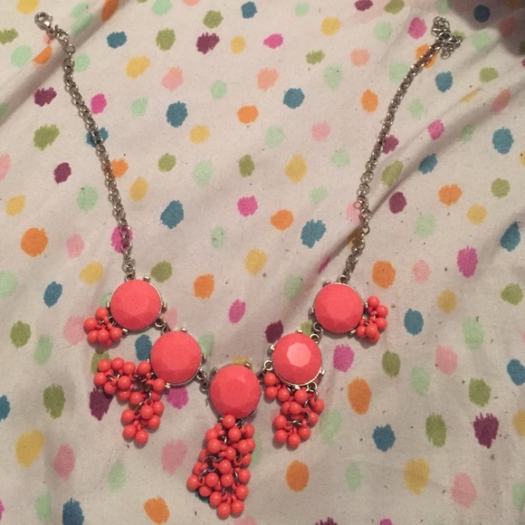 Coral bubble necklace - Picture 1 of 2