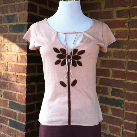 Max Studio Flower Top - Picture 1 of 3