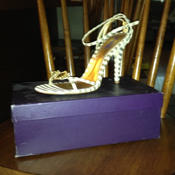 Hale Bob size 10 never worn