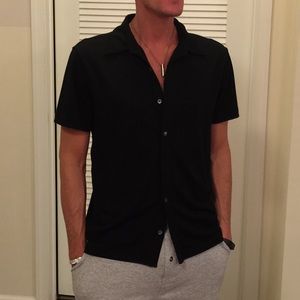 Short sleeve button up. Amazing material