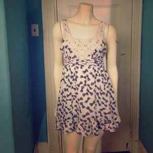 Bow dress with lace top