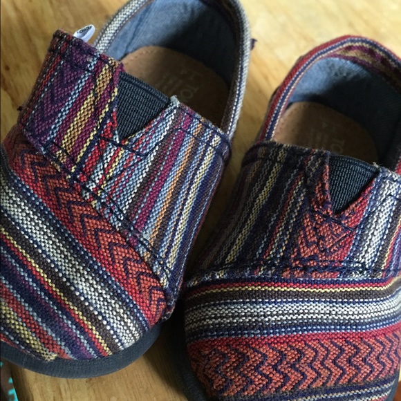 TOMS Other - Little kid shoes