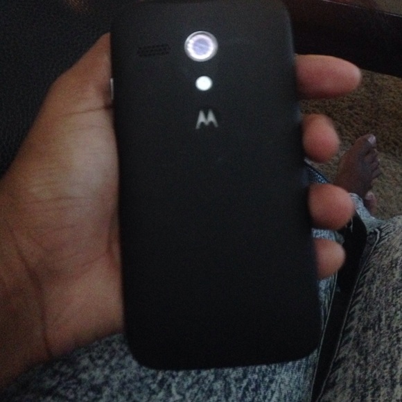 Motorola with black case - Picture 4 of 4