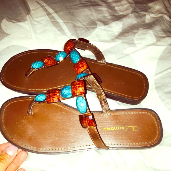 Super cute jeweled brown flats CL(Chinese laundry)