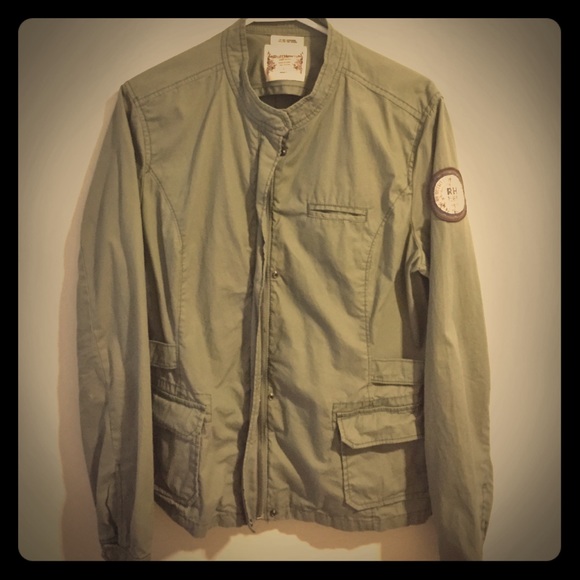 🍁🍂Fun, Fall, Army green jacket!