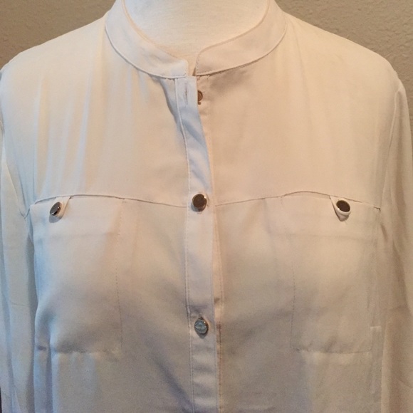 White blouse-sold - Picture 2 of 3
