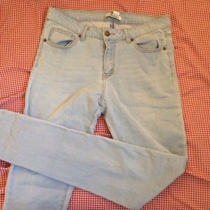 Light Wash High Waisted Jeans