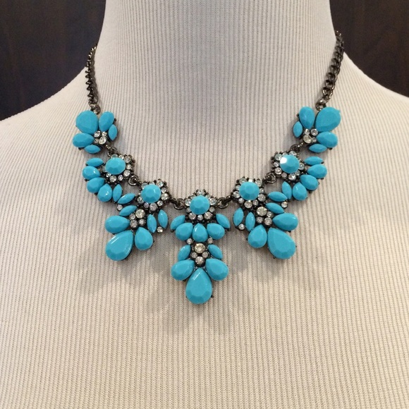 Pretty Sky Blue Necklace