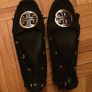 Black tory burch moccasins sz 8