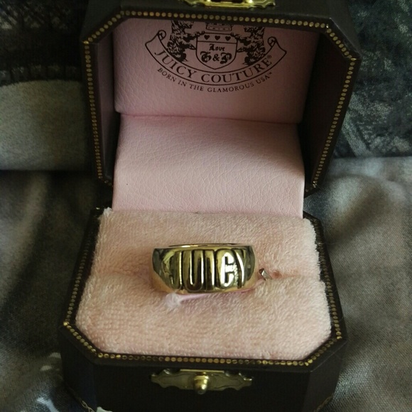 Juicy couture ring