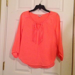 MAKE OFFER Neon coral fringe cutout top