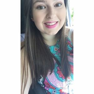 Meet your Posher, Brianna