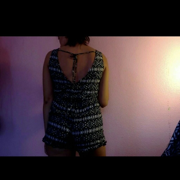 Romper - Picture 3 of 3