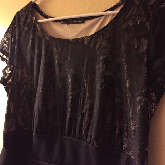 Peplum Dress - Picture 2 of 4