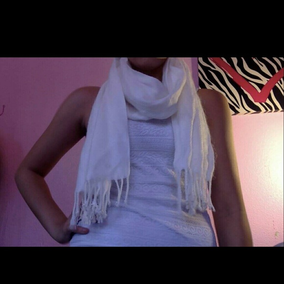 Scarf bundle - Picture 2 of 2