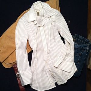 Banana Republic button up shirt. Size XS