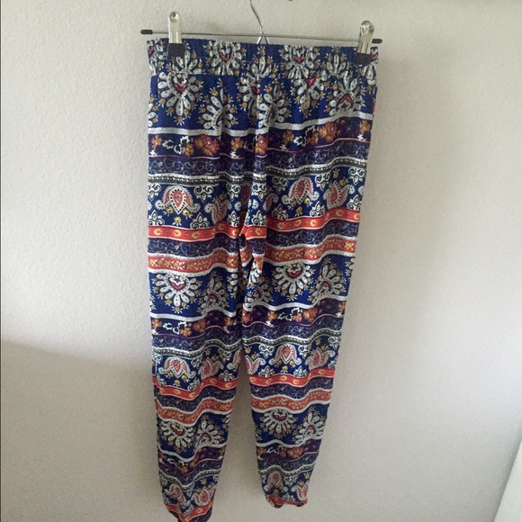 LF flowy patterned pants