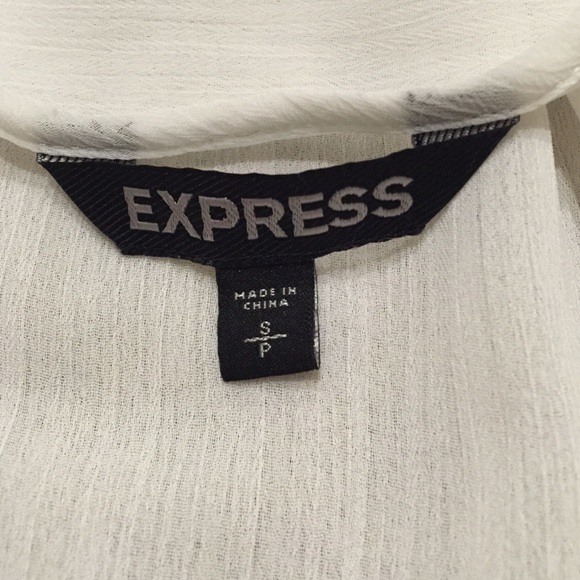 blouse - Picture 2 of 2