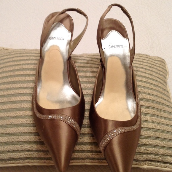 Dress shoes